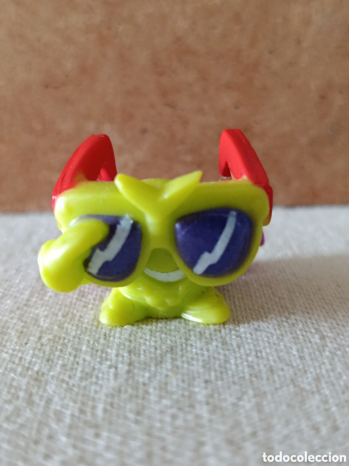 Figuras de Goma y PVC: Figura Shineblock superthings/superzings