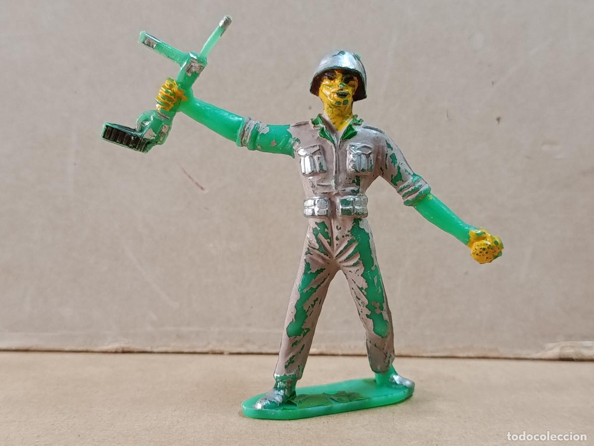 Figuras de Goma y PVC: FIGURA DE PL&Aacute;STICO REP&Uacute;BLICA POPULAR CHINA SERIE SOLDADOS DEL MUNDO COMANSI