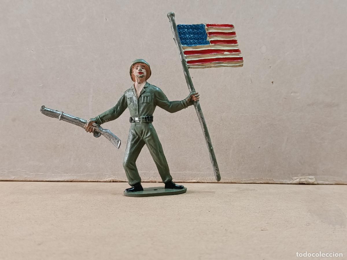 Figuras de Goma y PVC: FIGURA DE PL&Aacute;STICO ABANDERADO AMERICANO SERIE SOLDADOS DEL MUNDO COMANSI