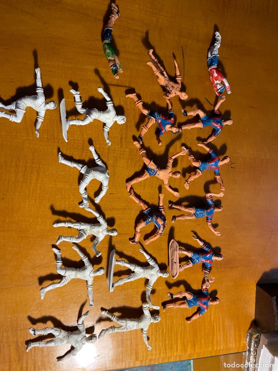 Figuras de Goma y PVC: Lote de antiguos mu&ntilde;ecos jugador de f&uacute;tbol comansi