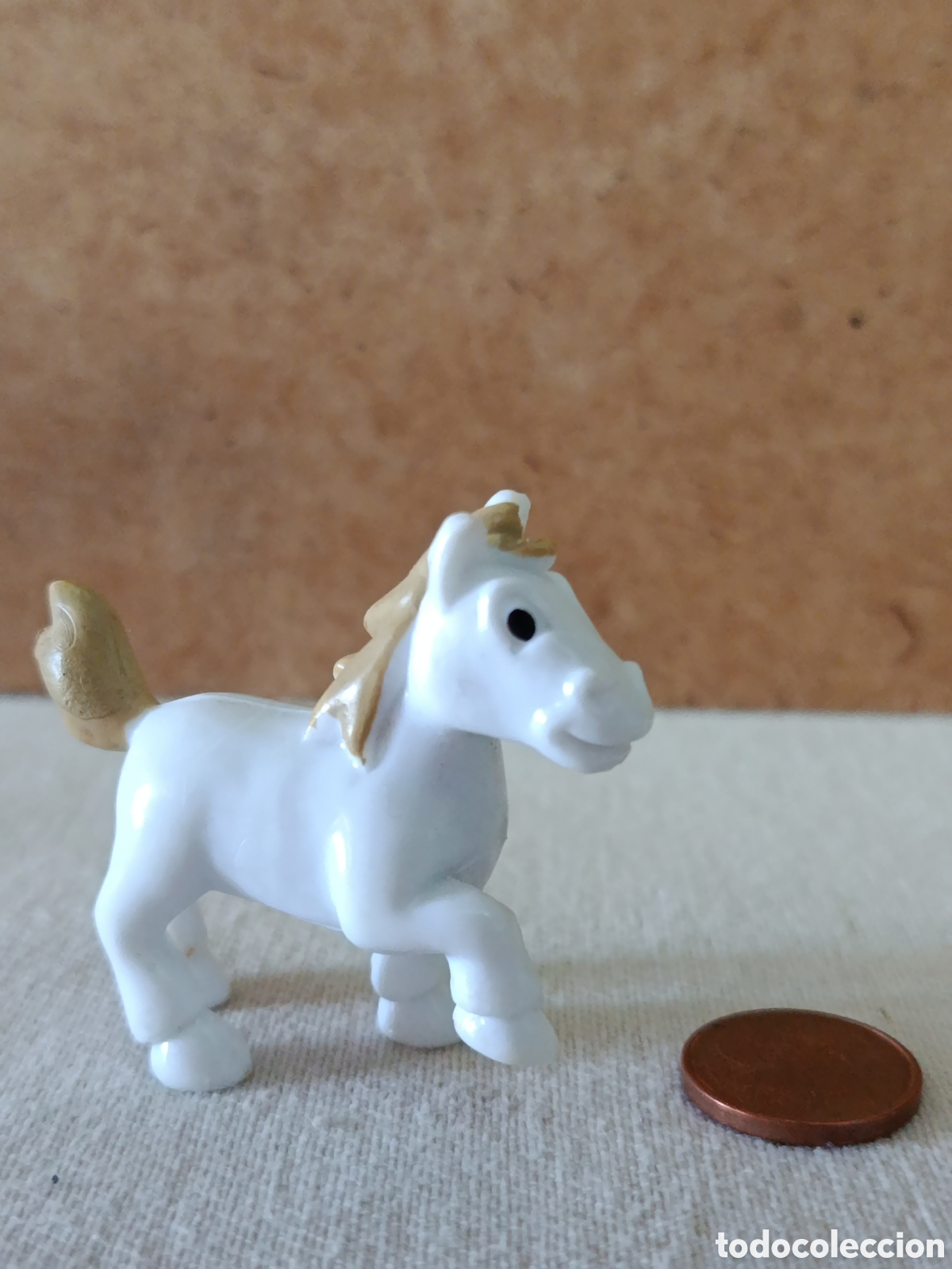 Figuras de Goma y PVC: Figurita pvc caballo blanco