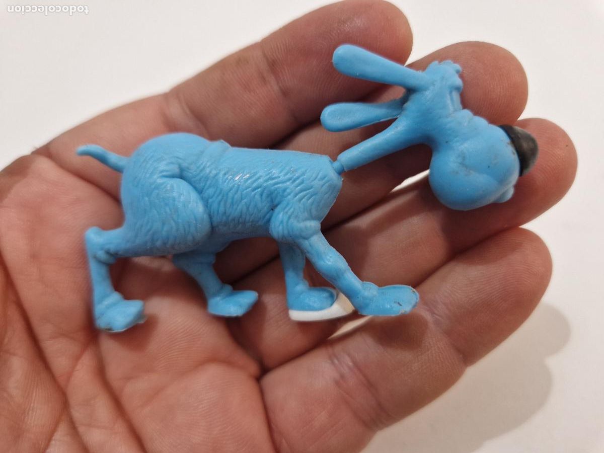 Figuras de Goma y PVC: antigua figura pvc perro azul Foofur promocional juguete colgate dibujos montable tipo kinder