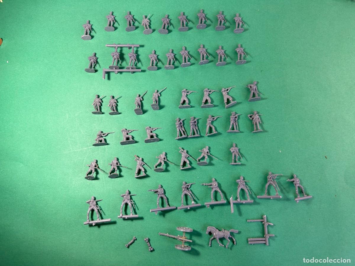 Figuras de Goma y PVC: LOTE DE FIGURAS INFANTERIA CONFEDERADA TIPO REVELL ATLANTIC AIRFIX BRITAINS VICTRIX