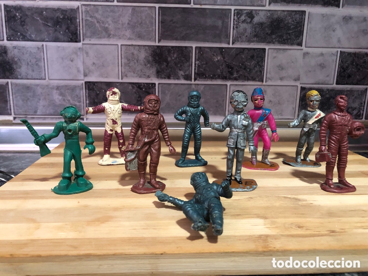 Figuras de Goma y PVC: Figuras varias extraterrestres y astronautas