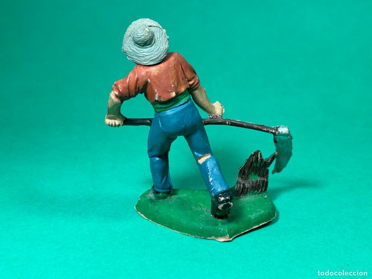 Figuras de goma y PVC: FIGURA GRANJERO ARANDO DE REAMSA - Foto 2