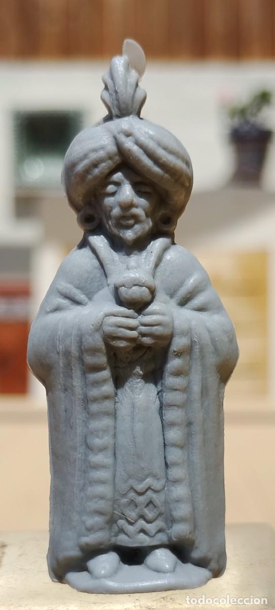 Figuras de Goma y PVC: Figura tipo Dunkin de Bel&eacute;n Pesebre NO Promocional Conguitos