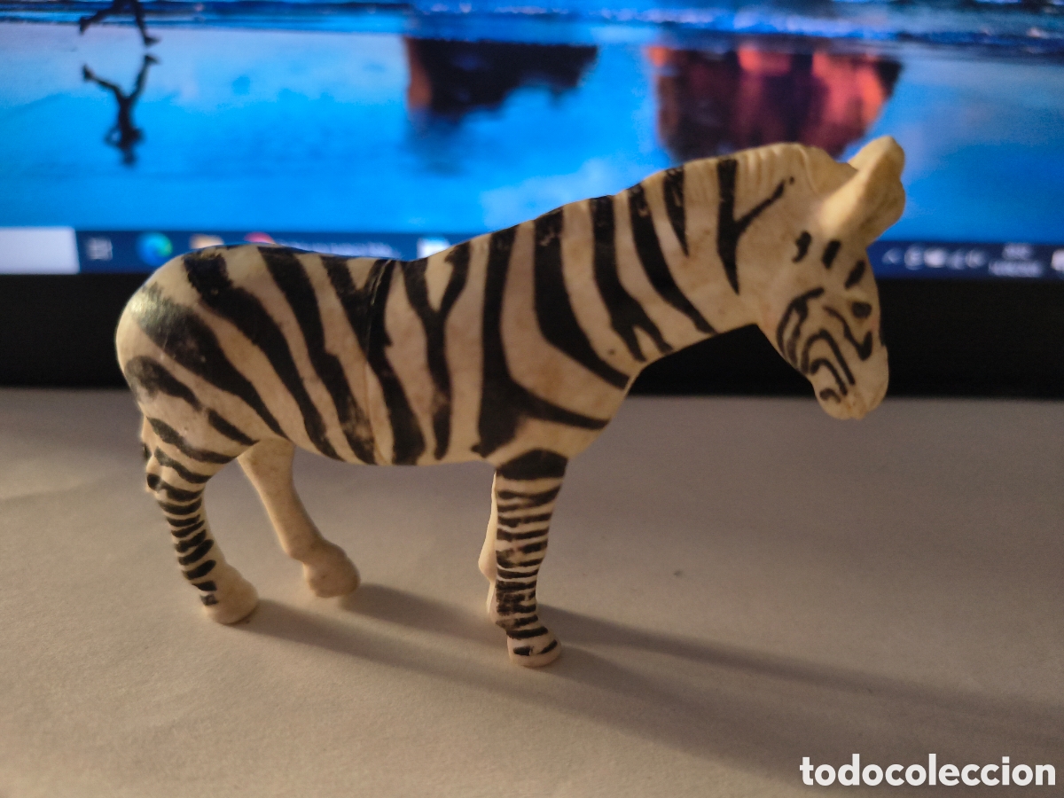 Figuras de Goma y PVC: FIGURA DE CEBRA SIN MARCAS