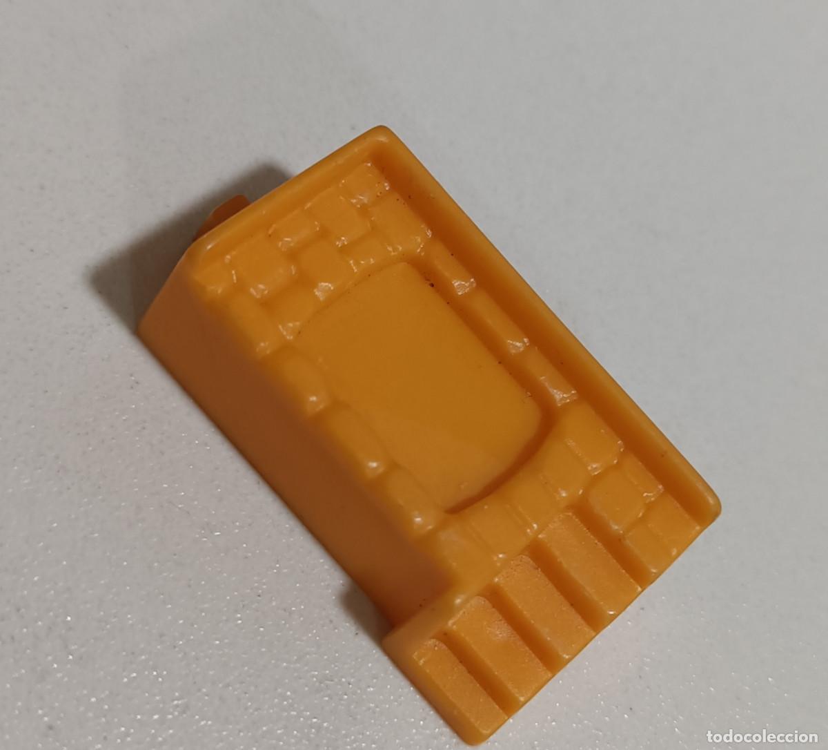 Figuras de Goma Kinder: kinder k96 peana caseta base pa soldado met&aacute;lico o figura d metal diorama mini escala miniatura edad
