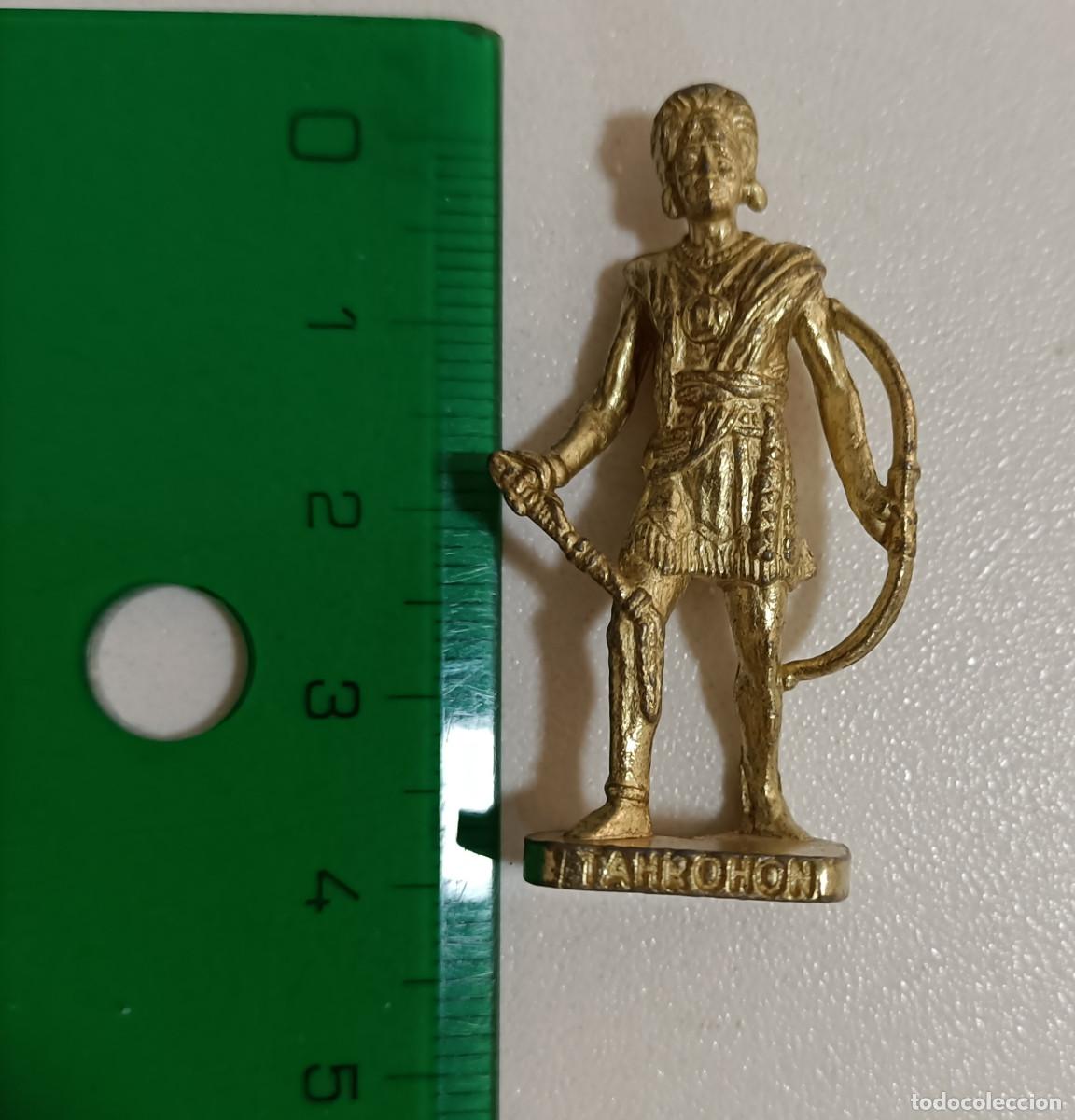 Figuras de Goma Kinder: kinder metalico mu&ntilde;eco soldado metal figura escala miniatura a&ntilde;os 90 historico arco TAHROHON indio