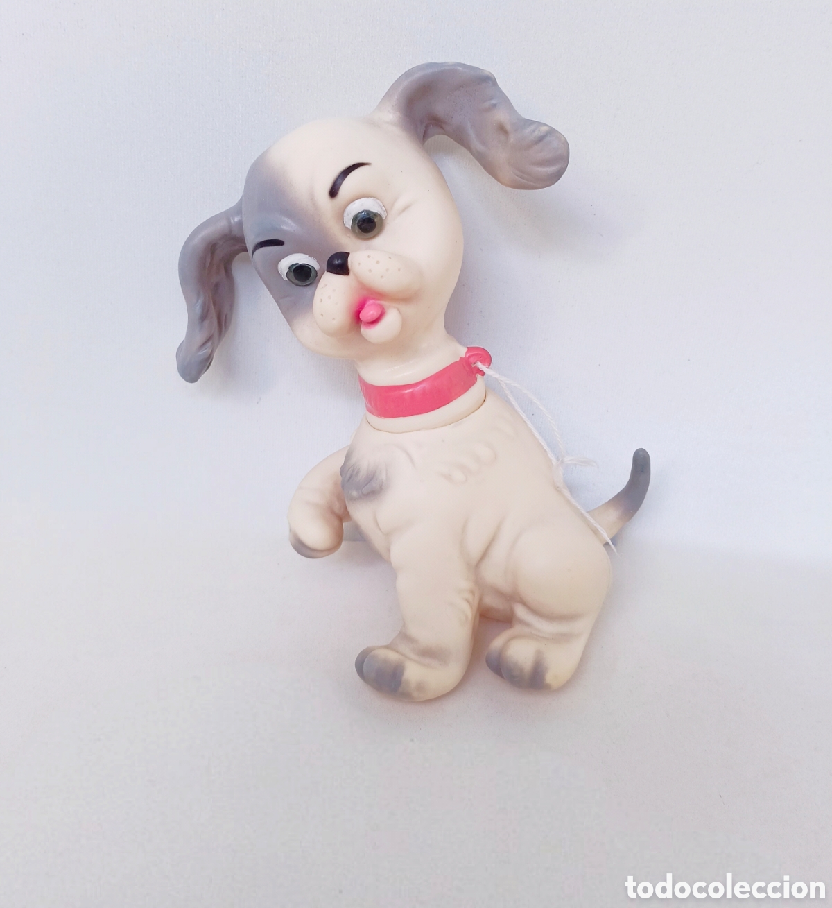 Figuras de Goma y PVC: Antiguo perro de goma Famosa con cabeza articulada blanco ojos de cristal a&ntilde;os 60 70 vintage mu&ntilde;eco