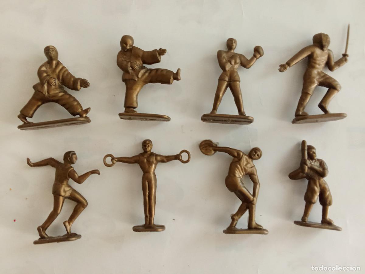 Figuras de Borracha e PVC: Ocho figuras en pl&aacute;stico Serie Olimpiadas promocional Conguitos a&ntilde;os 70