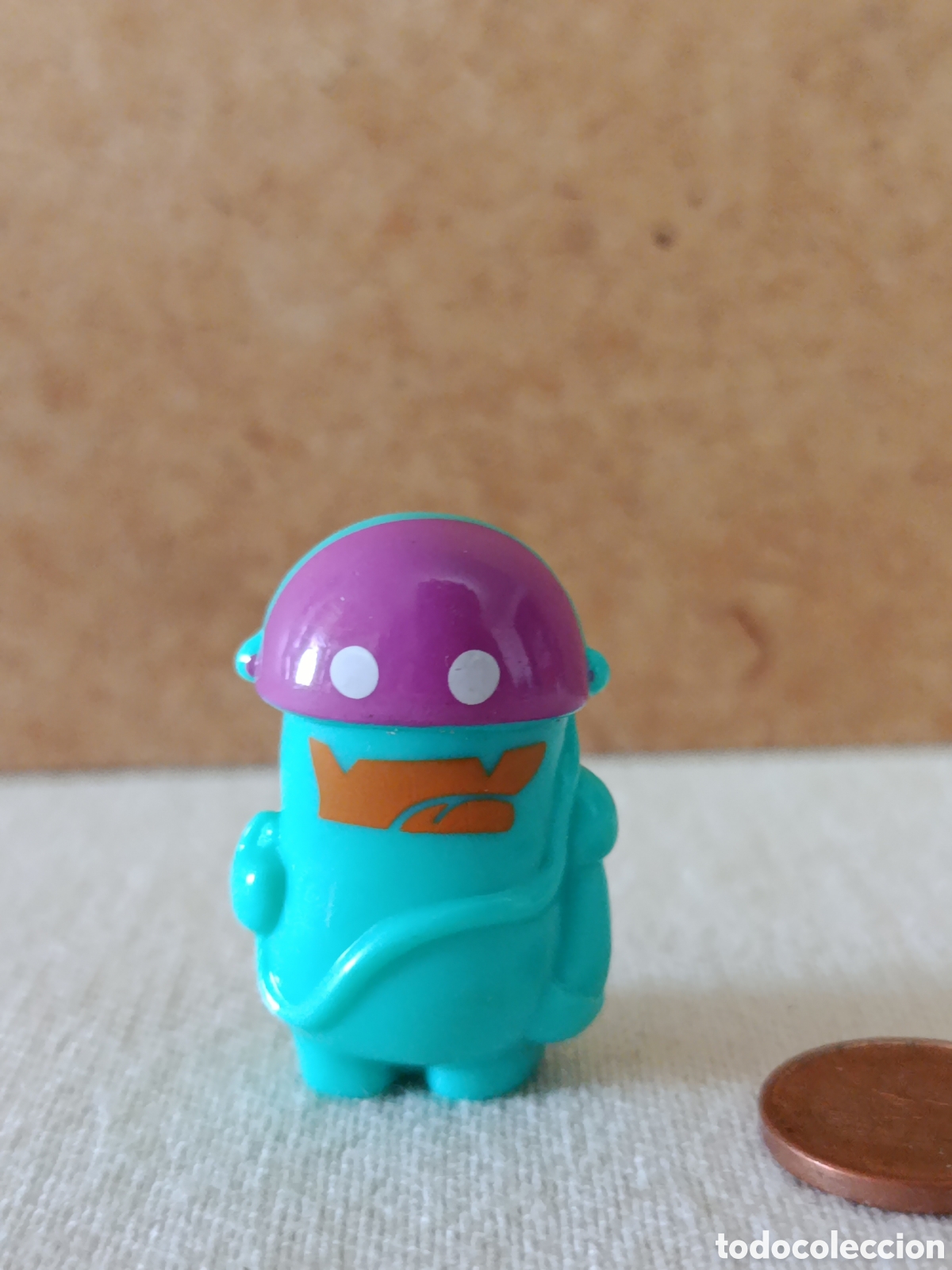 Figuras de Goma y PVC: figura coleccionable de la serie Gogo's Crazy Bones, Fivo