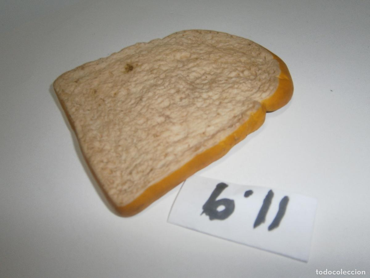 Figuras de Goma y PVC: FIGURA DE GOMA O PVC - REBANADA DE PAN DE MOLDE