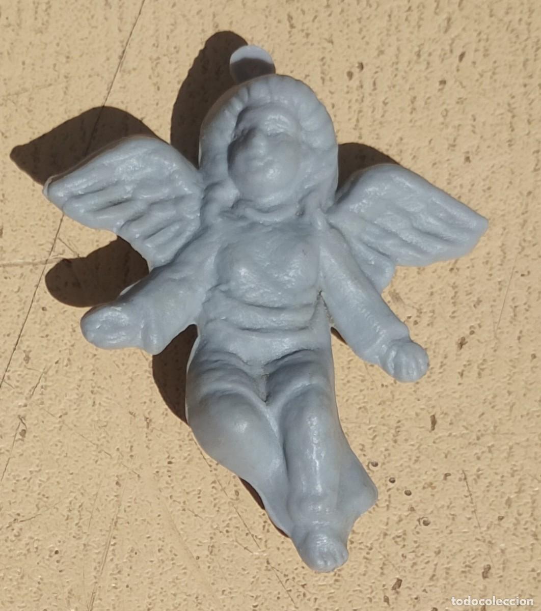 Figuras de Goma y PVC: Figura tipo Dunkin de Bel&eacute;n Pesebre NO Promocional Conguitos