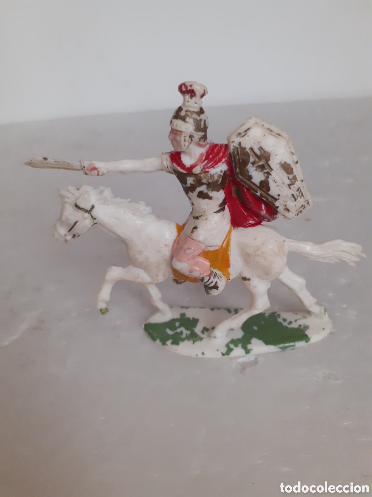 Figuras de Goma y PVC: FIGURA SOLDADO ROMANO A CABALLO ROJAS Y MALARET