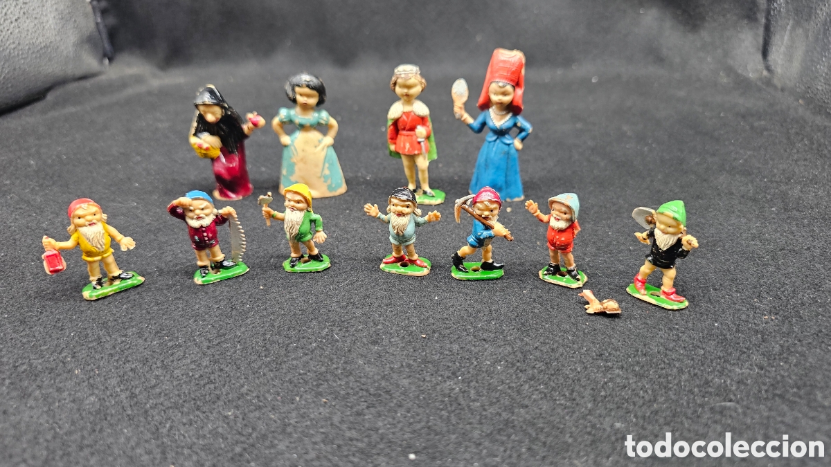 Figuras de Goma y PVC: Antiguo lote de juguetes de Blanca Nieves y los 7 enanitos