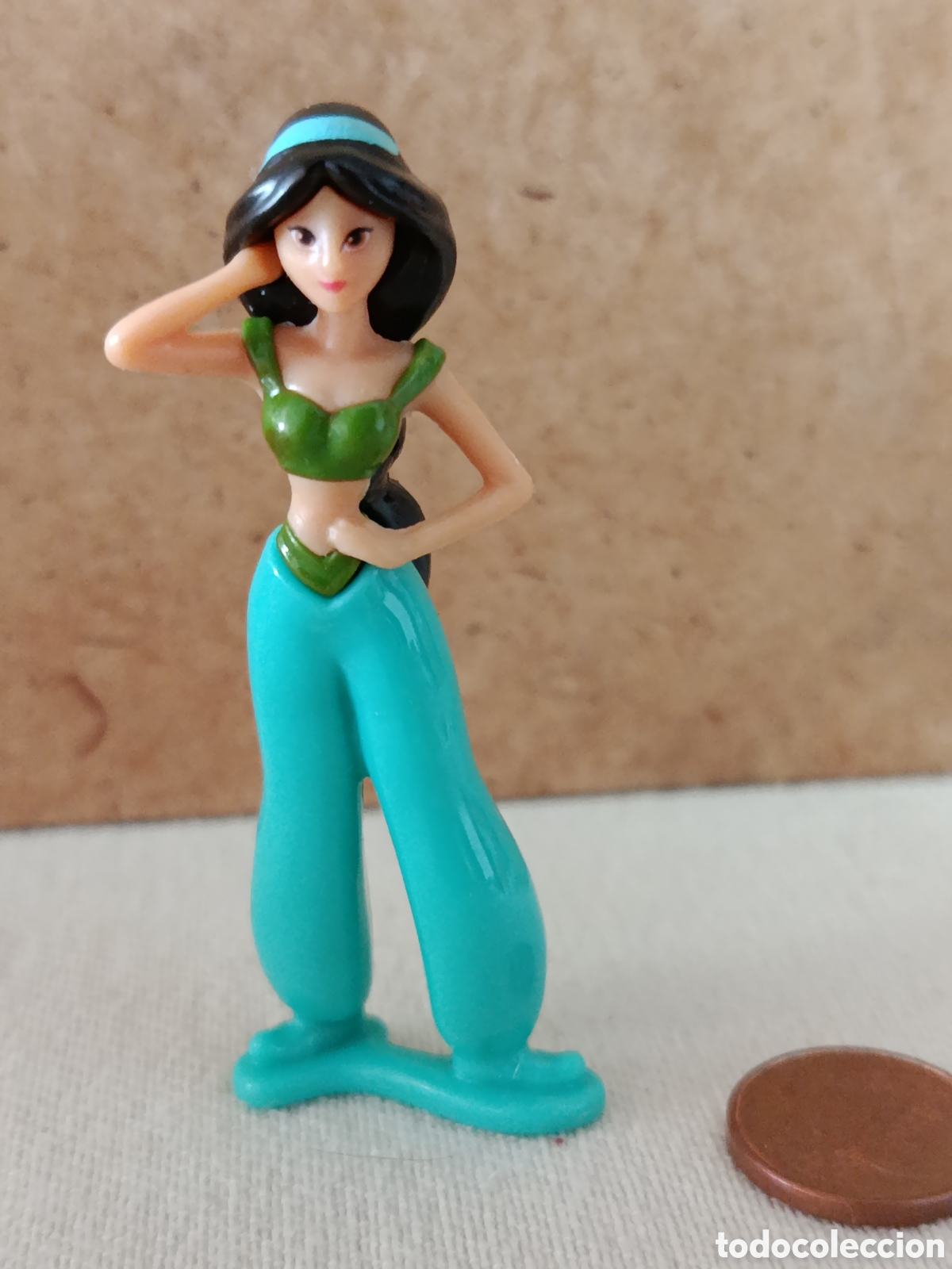 Figuras de Goma y PVC: figura peque&ntilde;a de la Princesa Jasmine de Disney,