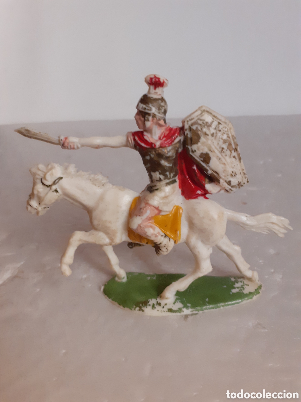 Figuras de Goma y PVC: FIGYRA SOLDADO ROMANO A CABALLO ROJAS Y MALARET.