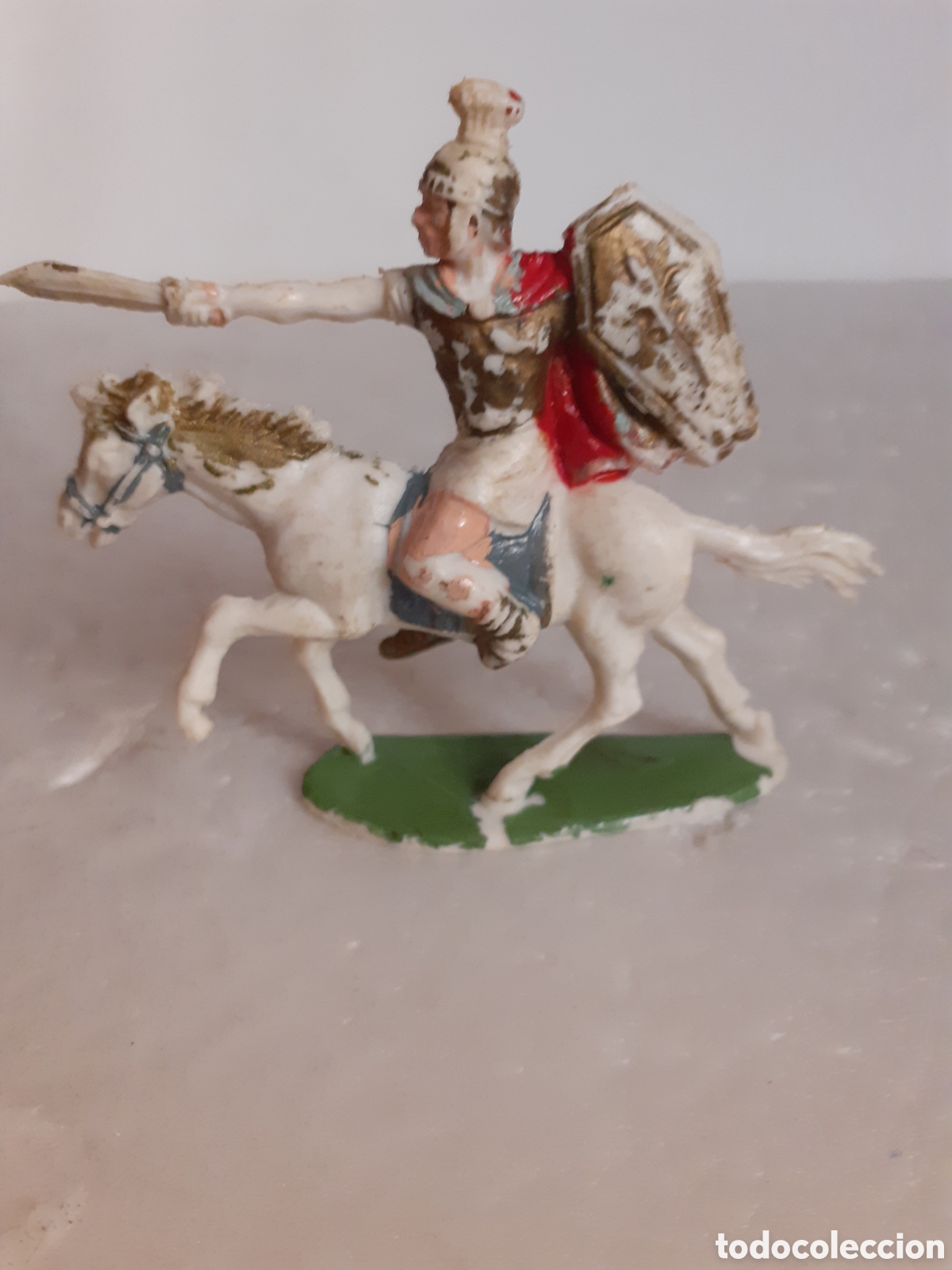 Figuras de Goma y PVC: FIGURA SOLDADO ROMANO A CABALLO ROJAS Y MALARET