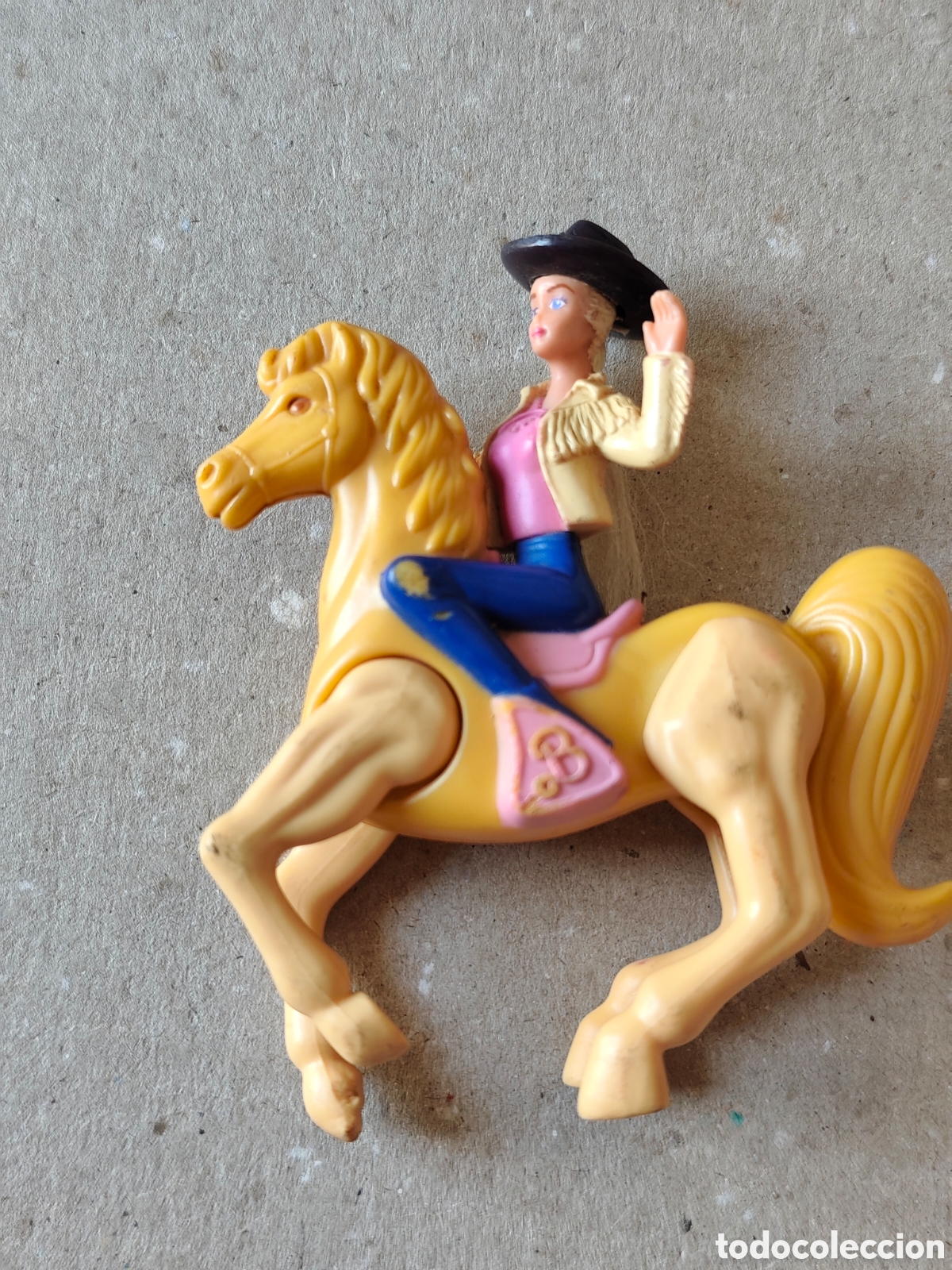 Figuras de Goma y PVC: Barbie a caballo Happy Meal McDonald's