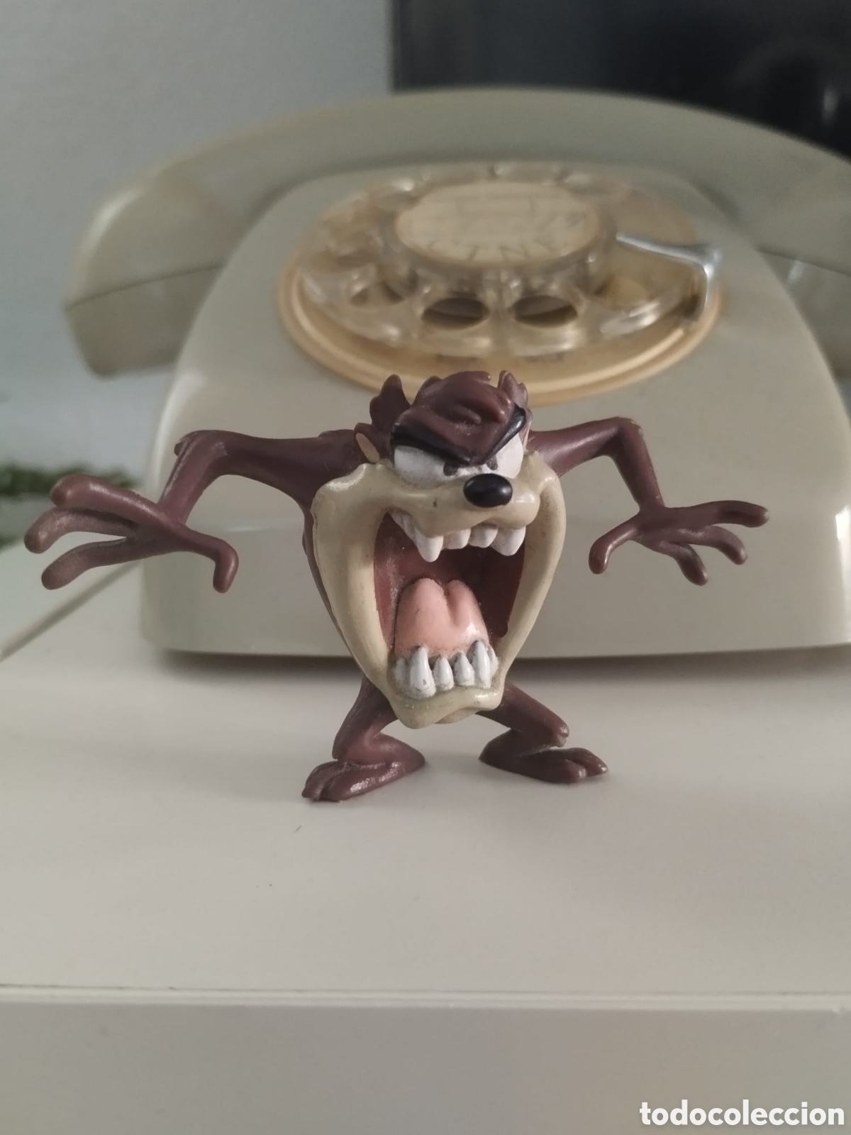 Figuras de Goma y PVC: Demonio de Tasmania de la serie Looney Tunes.
