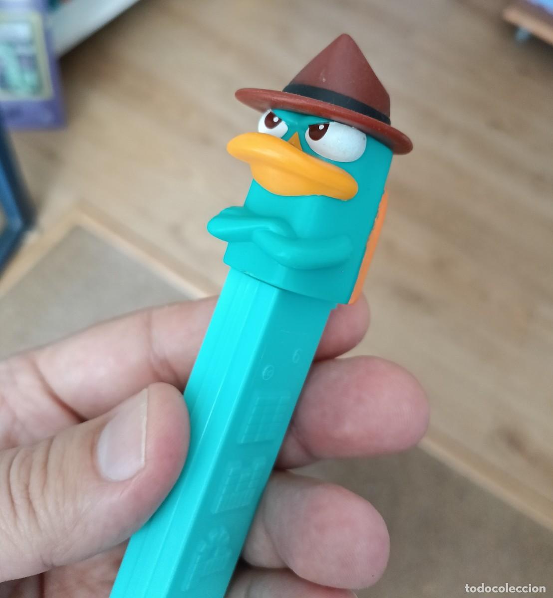 Figuras de Goma y PVC Dispensador PEZ: Dispensador caramelos pez. El ornitorrinco Perry. Phineas y Ferb.
