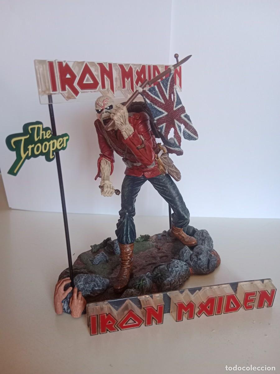 Figuras de Goma y PVC: FIGURA DE RESINA EDDIE THE TROOPER IRON MAIDEN