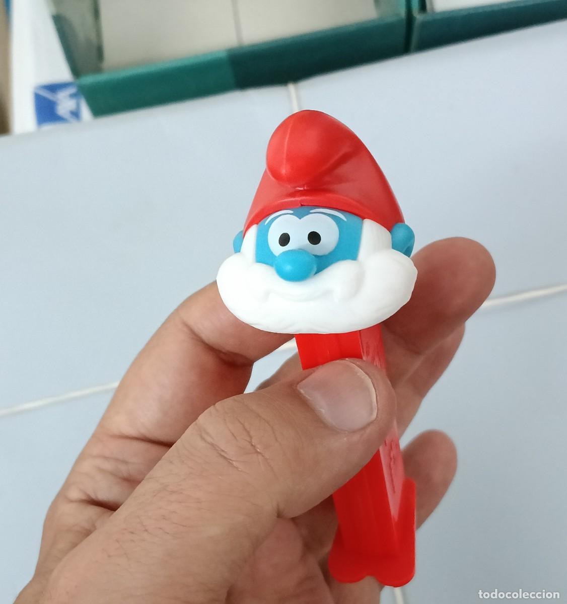 Figuras de Goma y PVC Dispensador PEZ: Dispensador caramelos pez. Pap&aacute; Pitufo. Peyo.