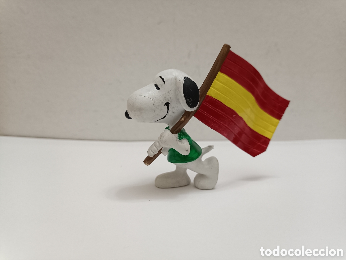 Figuras de Goma y PVC: Figura PVC. Snoopy abanderado