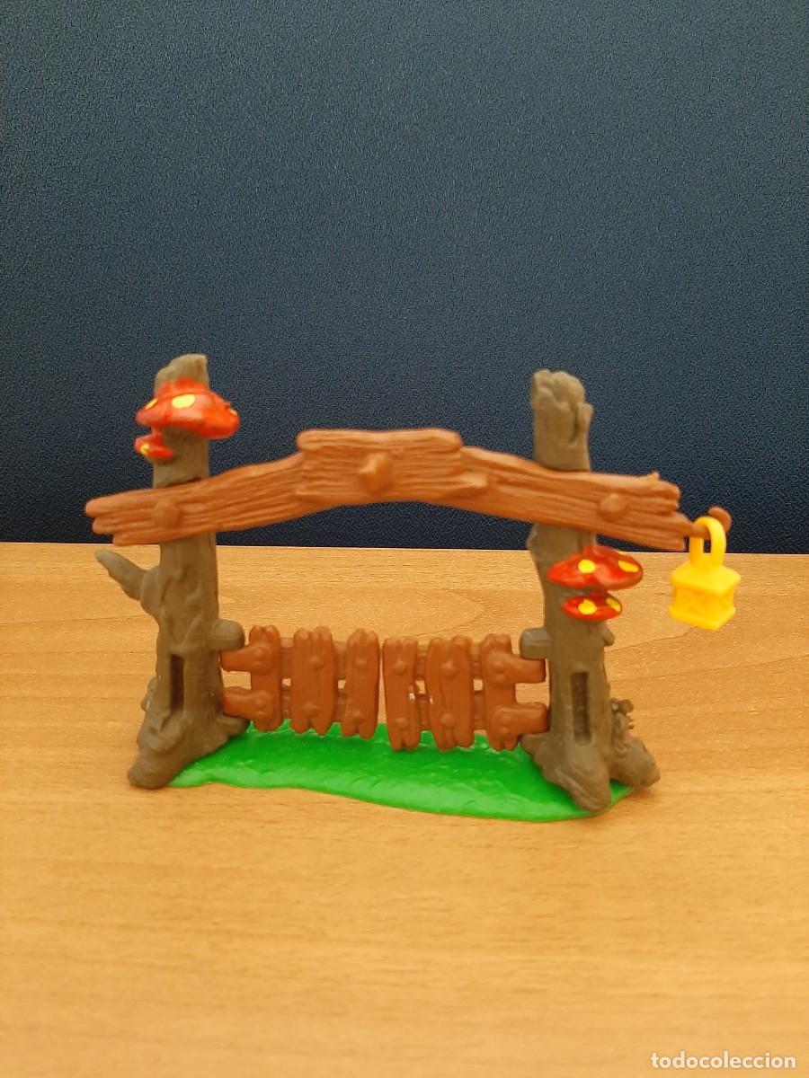 Figuras de Goma y PVC: PUERTA ENTRADA DE LOS PITUFOS - SCHLEICH