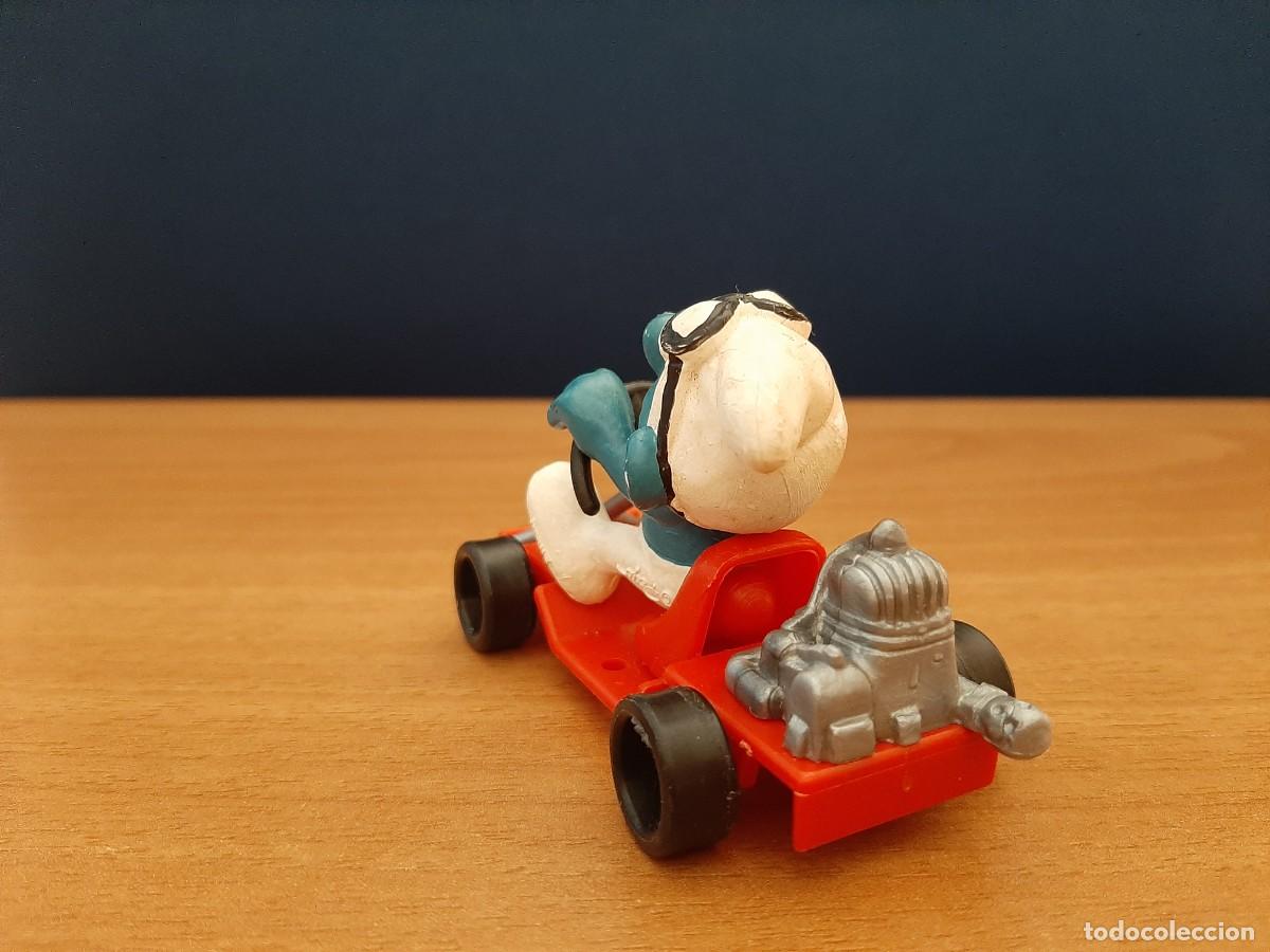 Figuras de goma y PVC: PITUFO CON COCHE - SCHLEICH - Foto 4