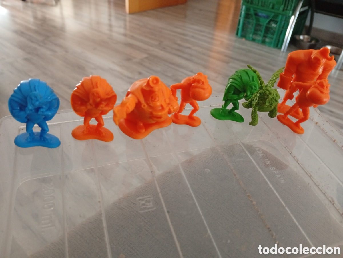 Figuras de goma y PVC: 38 figuras Disney store perfecto estado