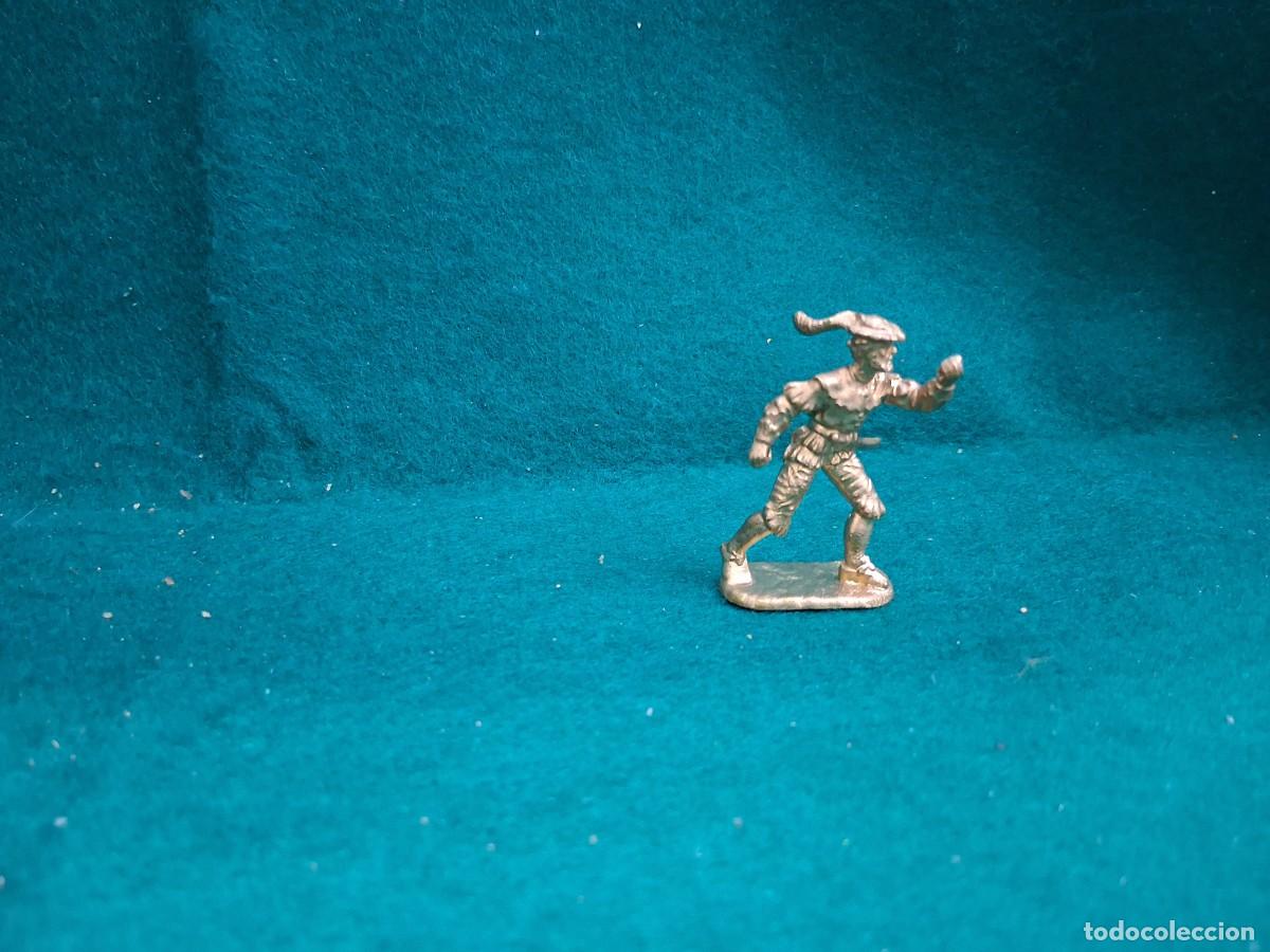 Figuras de goma y PVC: OFERTA FIGURAS SALIDA TODO A 1 EURO