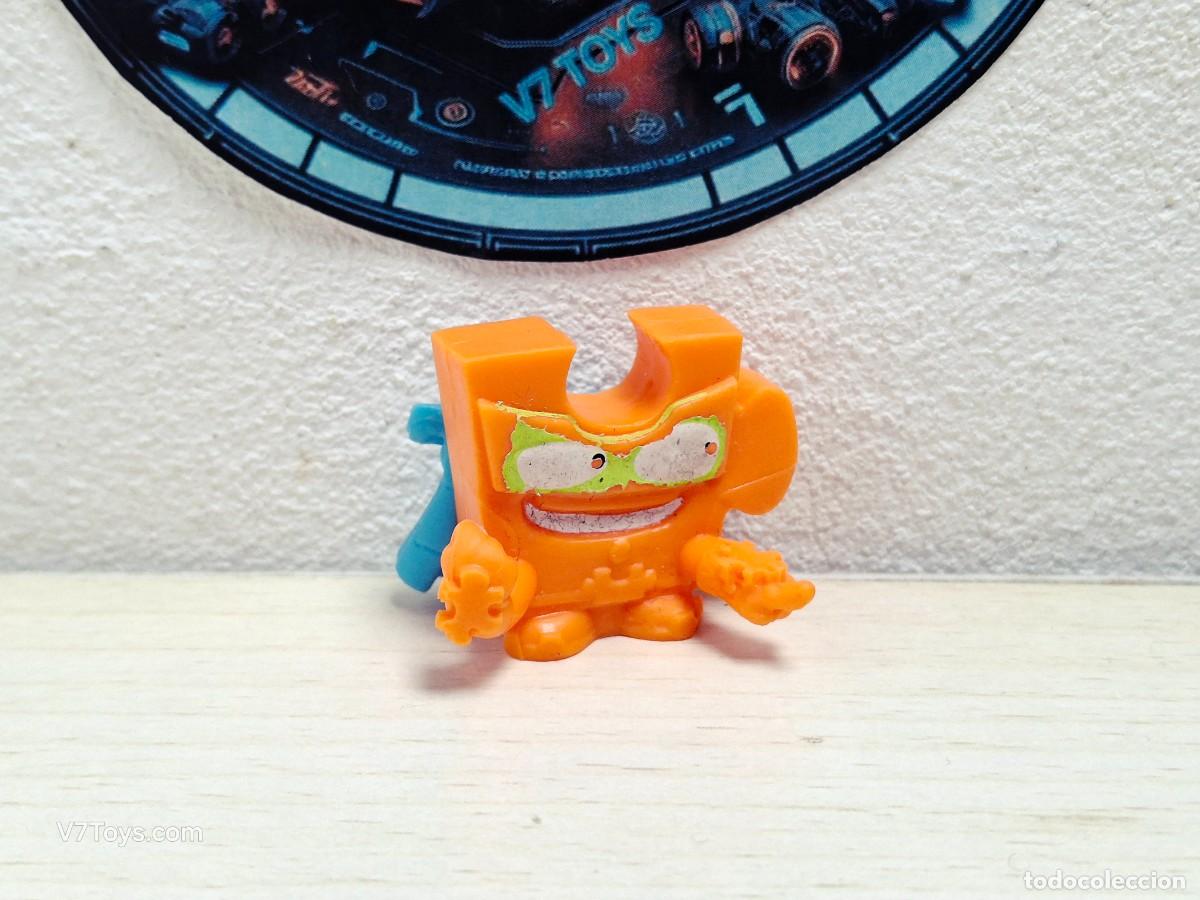 Figuras de goma y PVC: Superzings Pierce Right 501 Serie 7 Magic Box Superthings