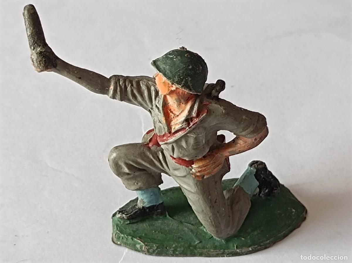 Figuras de goma y PVC: SOLDADO DE GOMA PECH HERMANOS MARINE AMERICANO SERVIDOR DE MORTERO