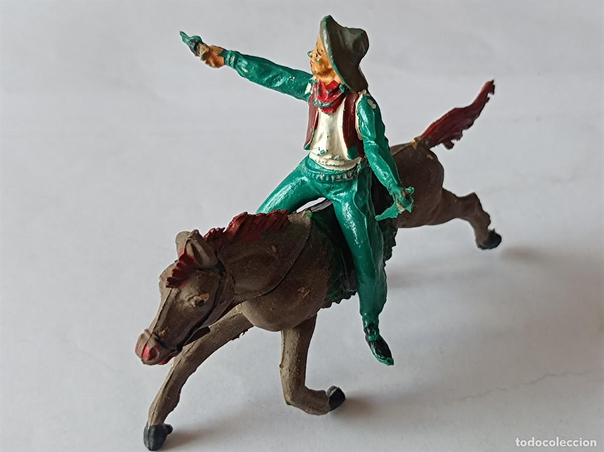 Figuras de goma y PVC: FIGURA DE GOMA SERIE OESTE VAQUERO COWBOY A CABALLO FABRICANTE PECH HERMANOS