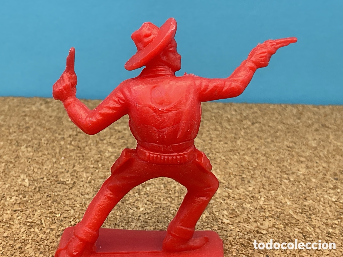 Figuras de goma y PVC: ANTIGUA FIGURA DEL OESTE EN PLASTICO. COWBOY CON PISTOLAS EN AMBAS MANOS
