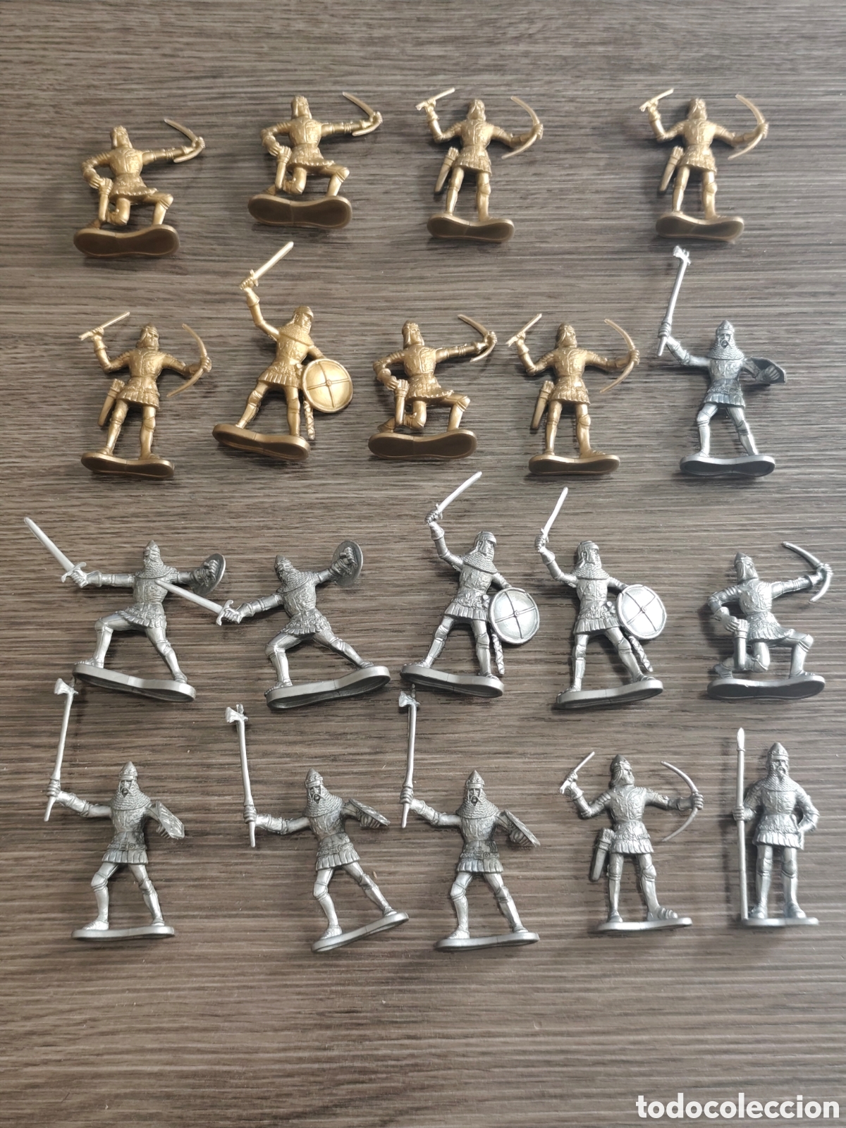 Figuras de goma y PVC: Lote caballeros brit&aacute;nicos Umkytoys