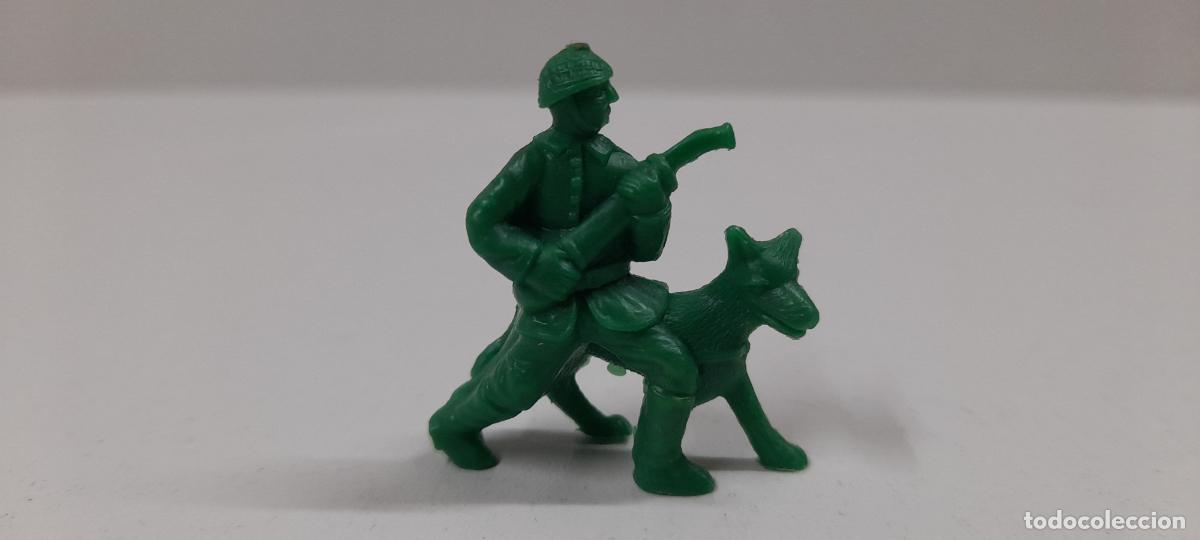 Figuras de goma y PVC: SOLDADO - HAZA&Ntilde;AS Y COMBATES . FIGURA DUNKIN ORIGINAL A&Ntilde;OS 70