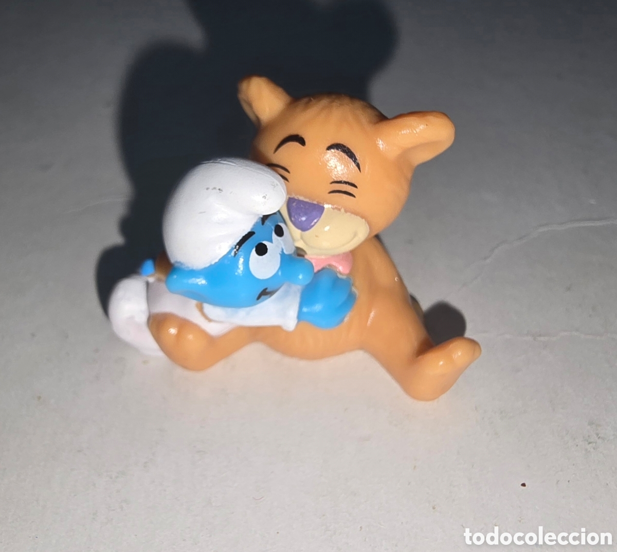 Figuras de goma Kinder: Figura kinder pitufo beb&eacute; con oso peluche UN127 Peyo mu&ntilde;eco premium sorpresa huevo colecci&oacute;n