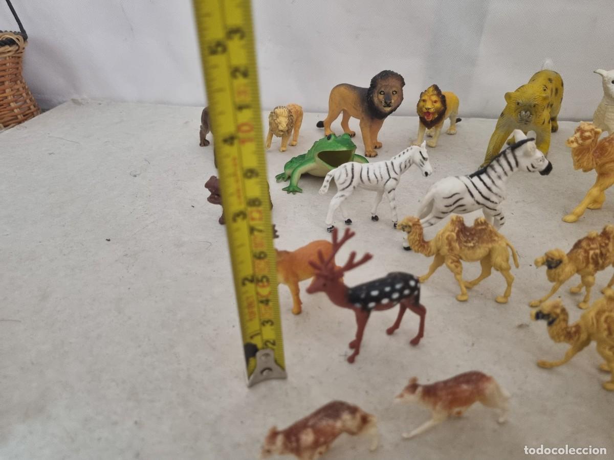 Figuras de goma y PVC: Lote de animales variados de plastico - Foto 27
