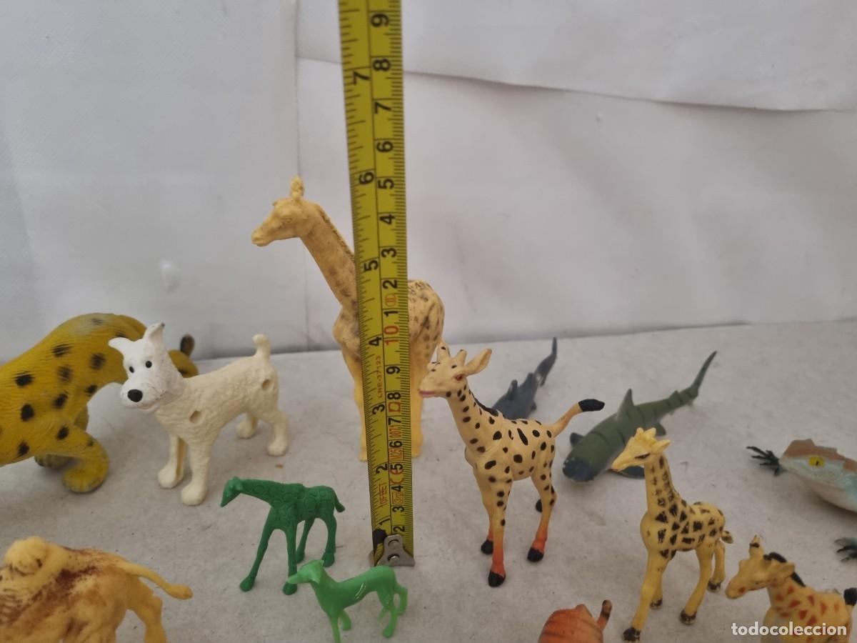 Figuras de goma y PVC: Lote de animales variados de plastico - Foto 28