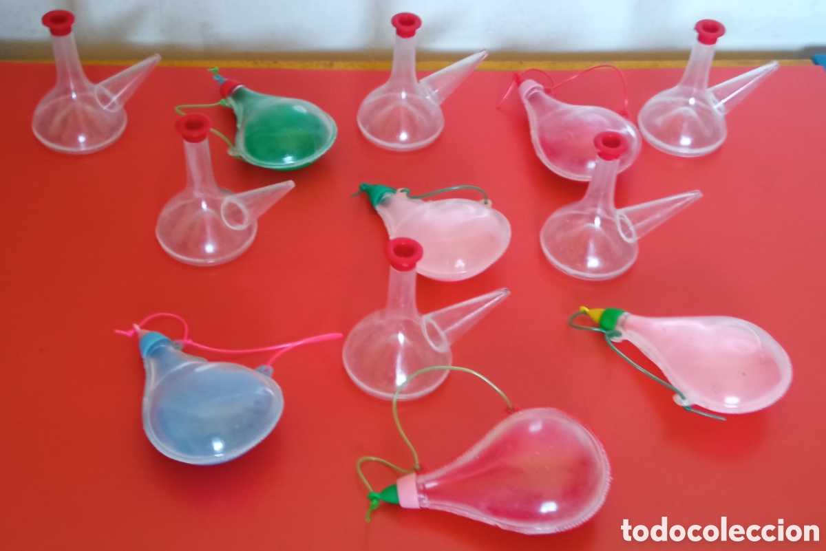 Figuras de goma y PVC: LOTE DE 12 PORRONES Y BOTAS DE VINO PARA ANISILLOS.BARATIJA KIOSKO NACIONAL 60'S.NUEVOS.