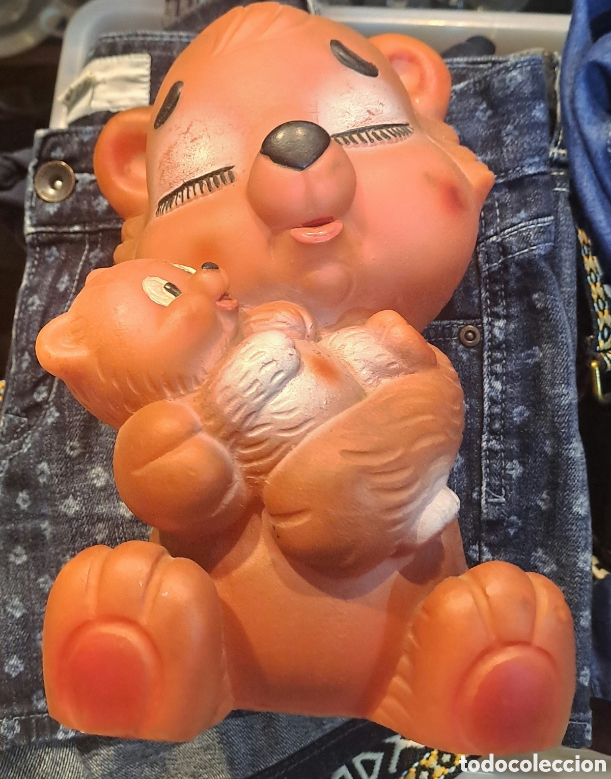 Figuras de goma y PVC: Mu&ntilde;eco oso osito de goma con pito