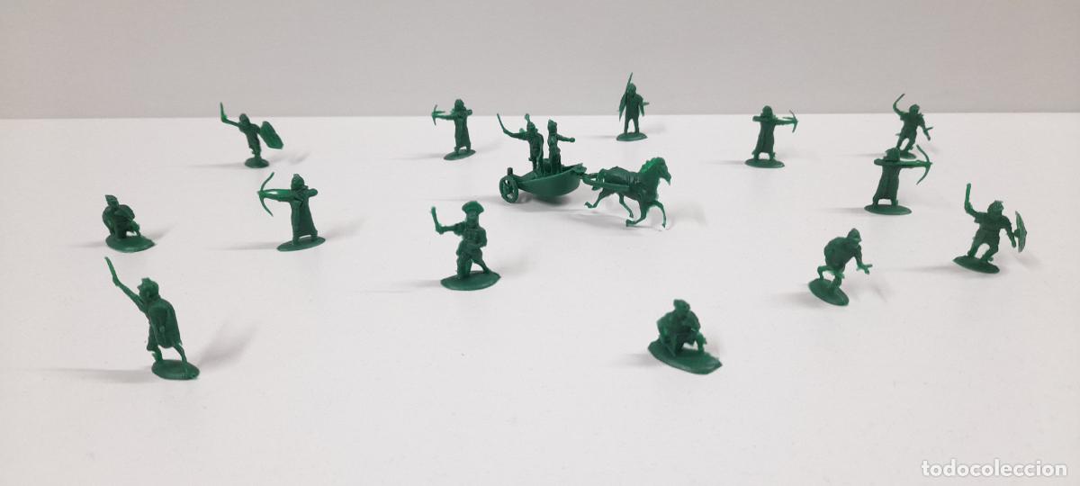 Figuras de goma y PVC: LEGIONES ROMANAS . REALIZADOS POR MONTAPLEX . ORIGINAL A&Ntilde;OS 70