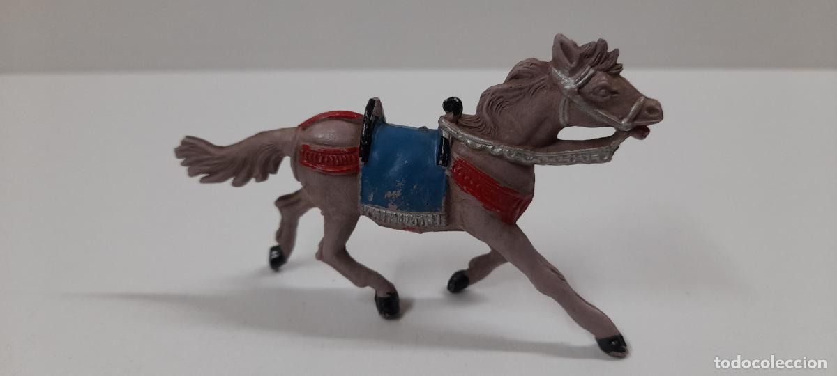 Figuras de goma y PVC: CABALLO PARA MORO / CRISTIANO . REALIZADO POR PECH . ORIGINAL A&Ntilde;OS 50 EN GOMA