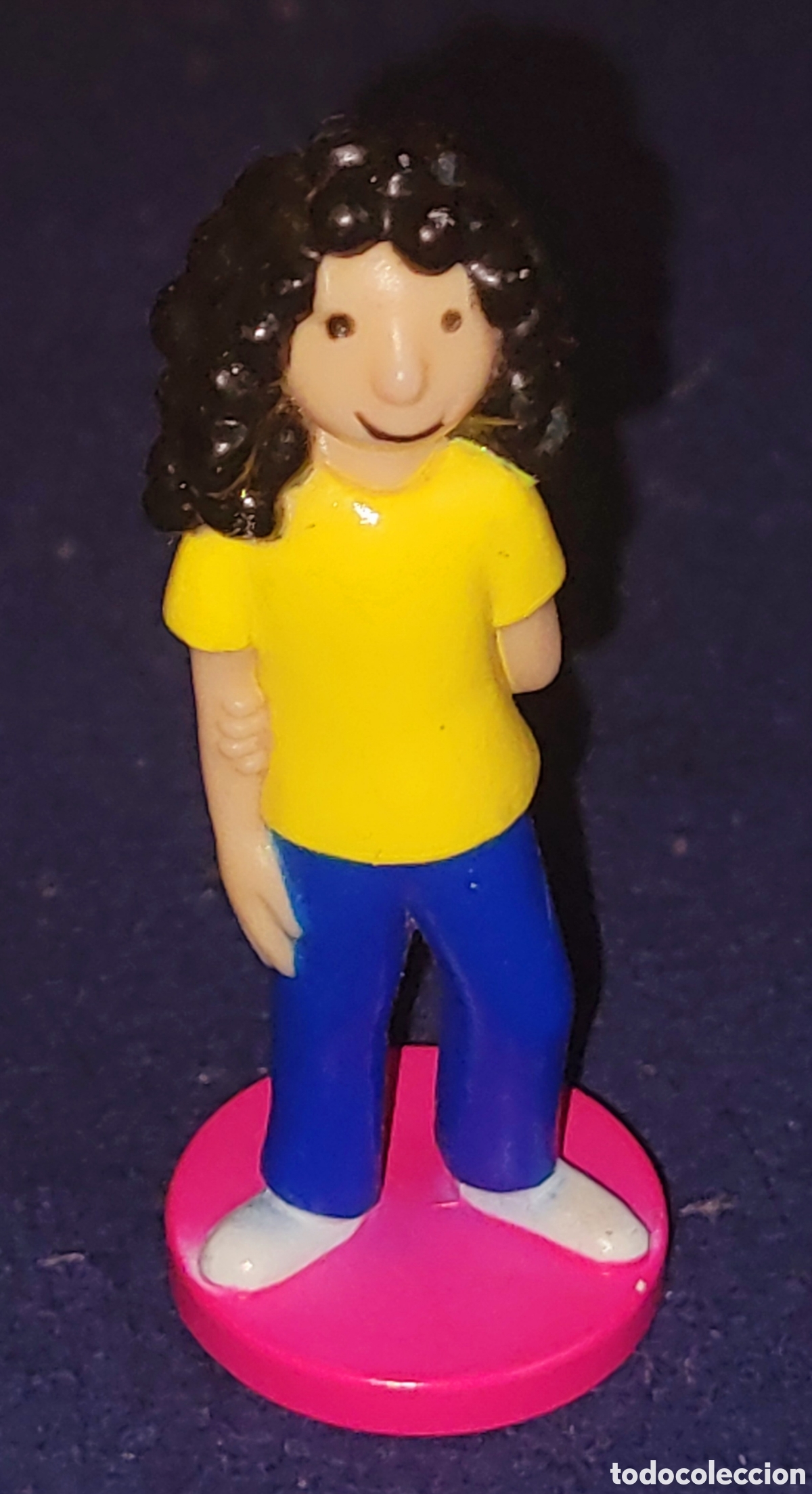 Figuras de goma y PVC: Bonita figura pvc goma Noura serie 'Dolfje Weerwolfje' Idebtity Games 2010