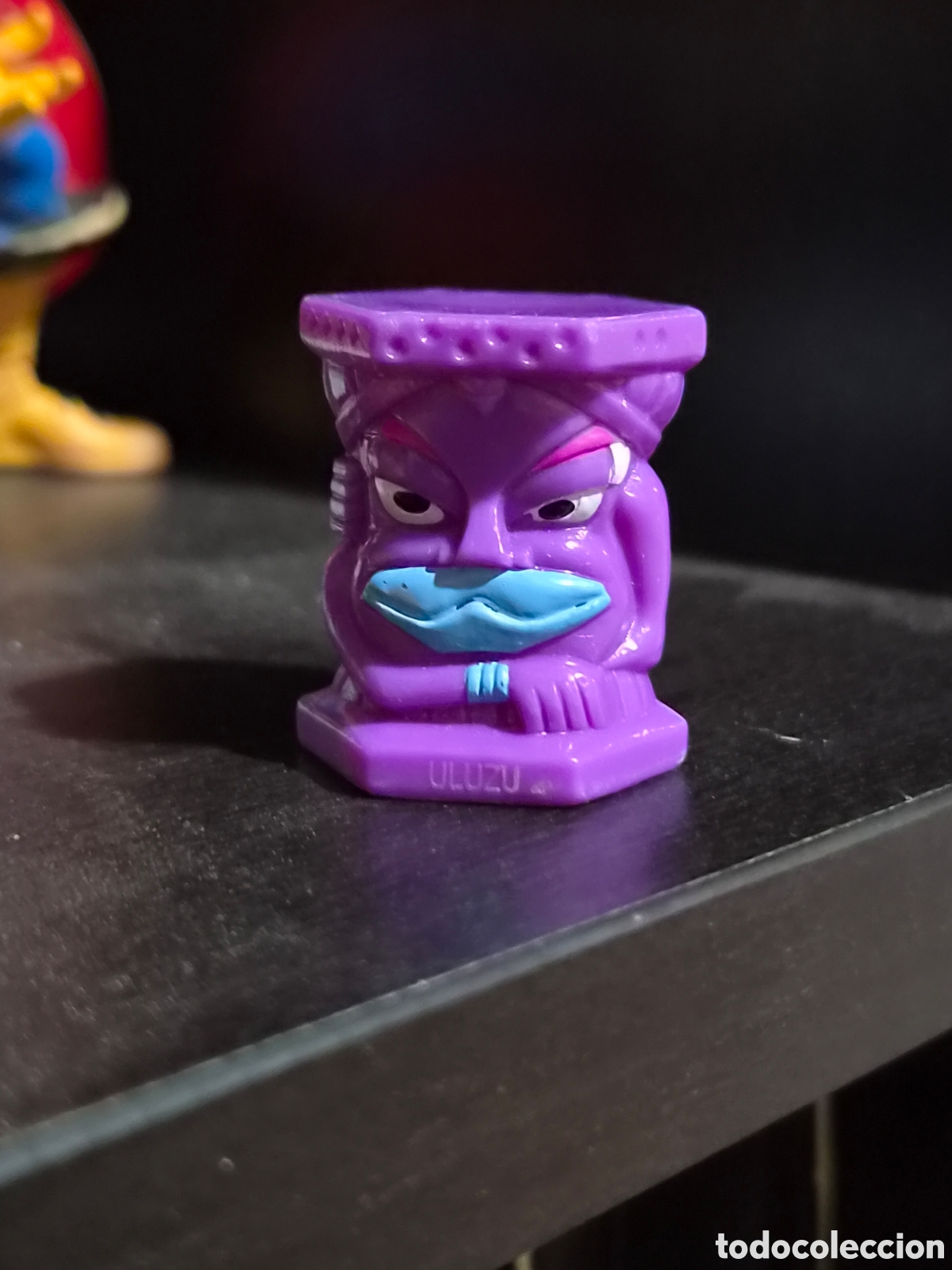 Figuras de goma y PVC: 57 A - ULUZU, ABATON