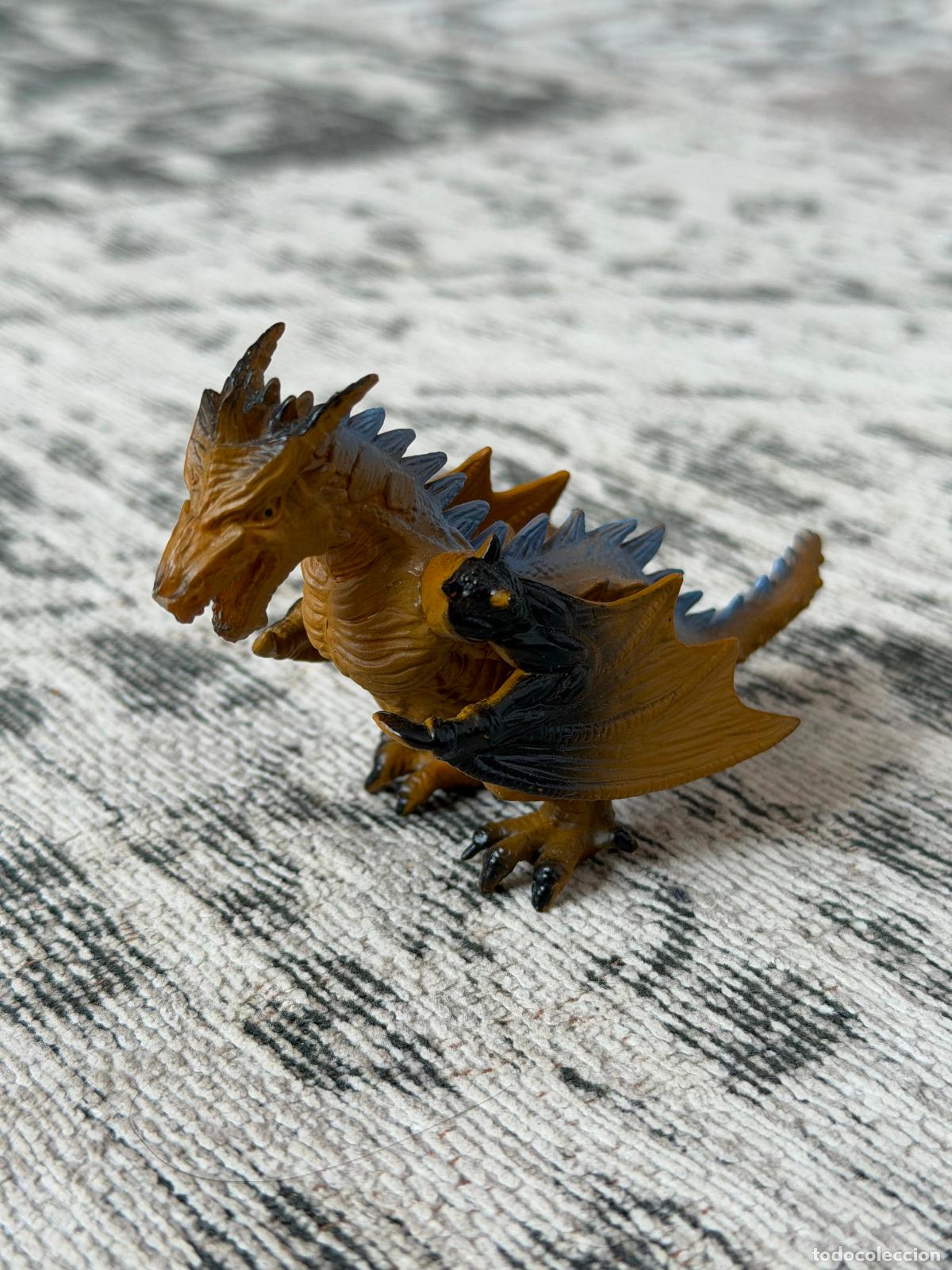 Figuras de goma y PVC: FIGURA MU&Ntilde;ECO GOMA DRAG&Oacute;N - KD - 9 CM