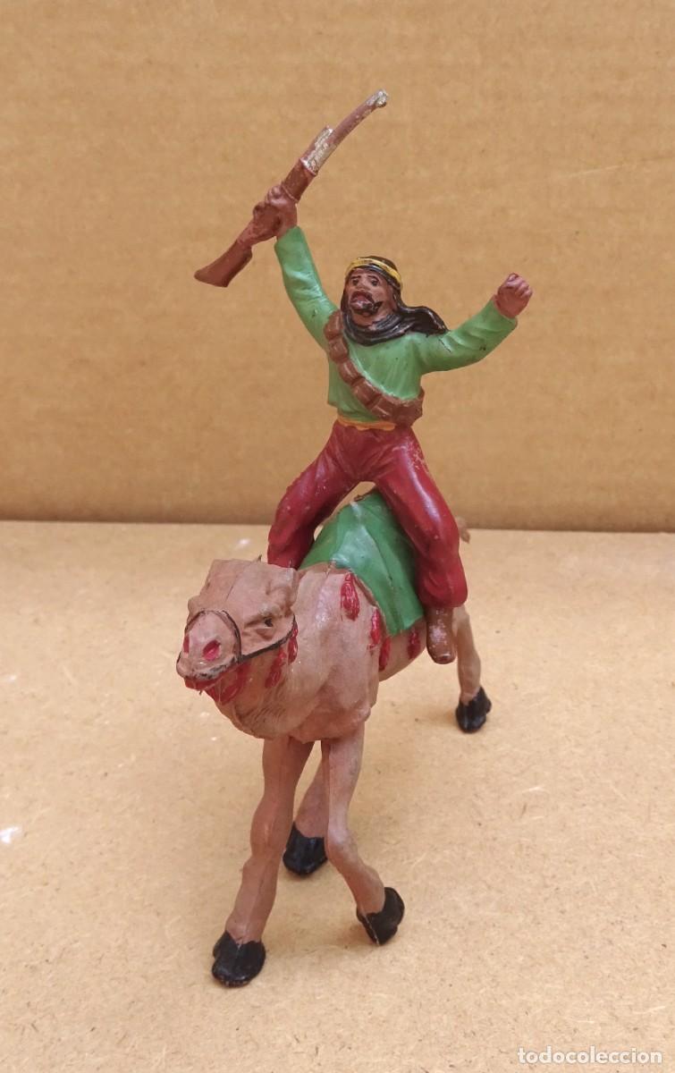 Figuras de goma y PVC: REAMSA BEDUINO LAWRENCE FIGURA CON CAMELLO GOMA